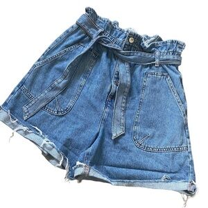 Zara light blue belted paperbag denim shorts Sz 8